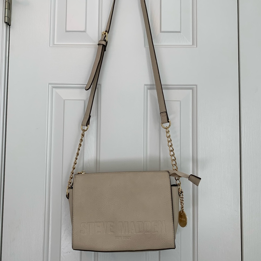 Steve Madden Crossbody Bag. NWOT.